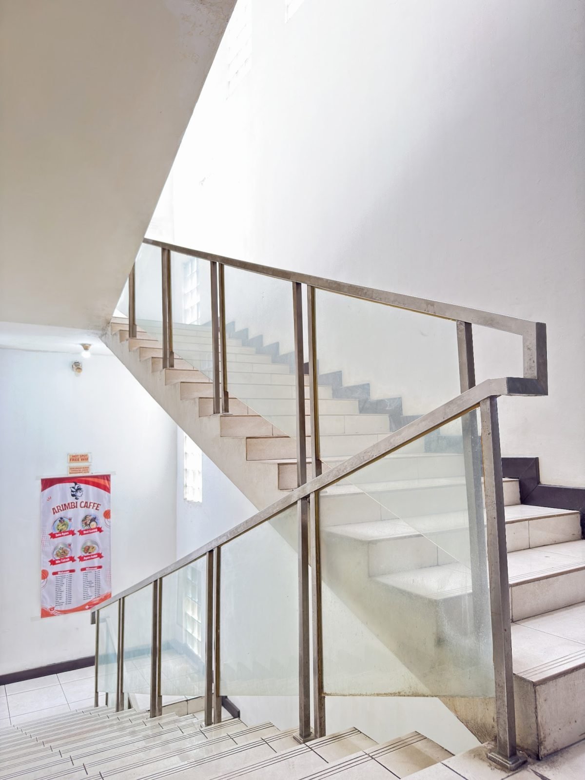 Lorong & Tangga 5