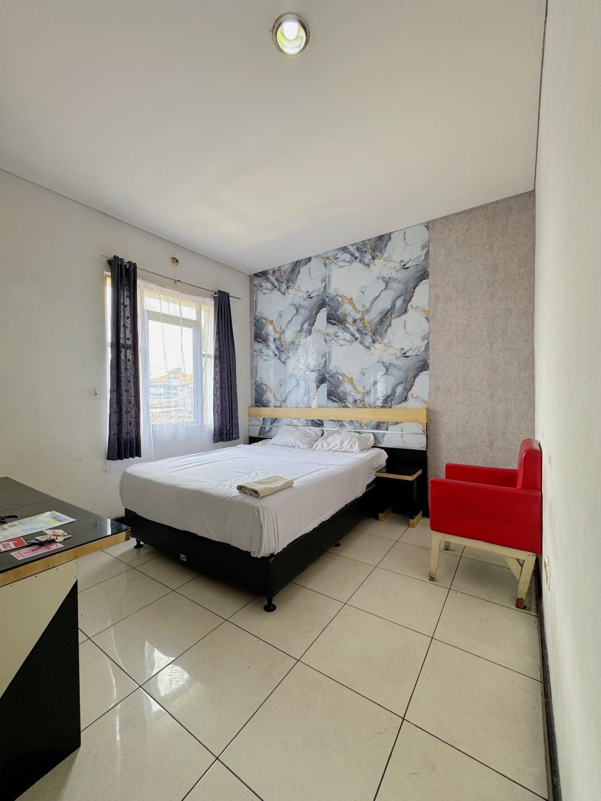 Deluxe Room 1